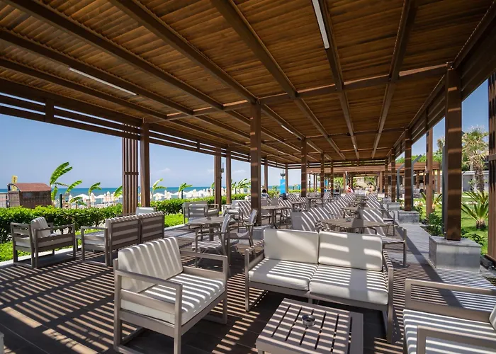 Seaden Quality & Ultra 5* Side